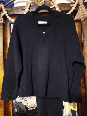 LOFT Black V-Neck Women's Sweater